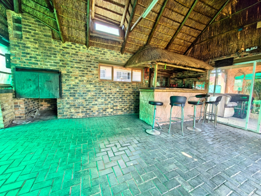 4 Bedroom Property for Sale in Roodia Free State